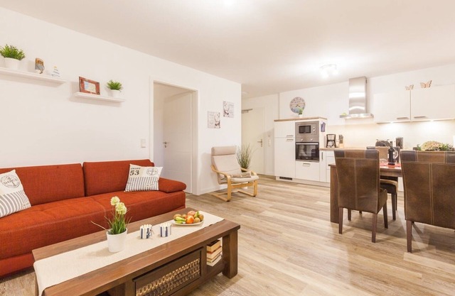 Super Gemütliche 2-raum-ferienwohnung mit Terrasse, 500 m bis zum Strand