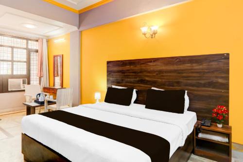 Super Hotel O Insaf Nagar Munshipuliya formerly Vibrant