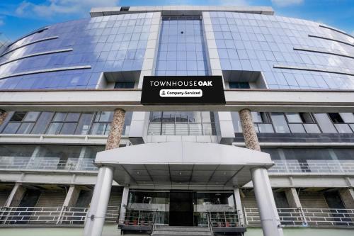 Super Townhouse Bharuch Near Railway Station Formerly Hotel Kohinoor