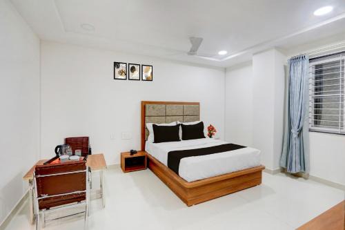 Super Townhouse Oak Public Garden Hanamkonda Formerly Vishnu Grand