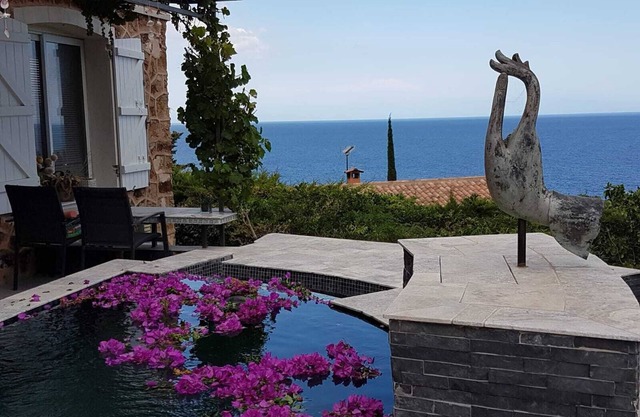 Superb Apptemment vue mer 3 pieces 80M2 Au Trayas (theoule sur mer)