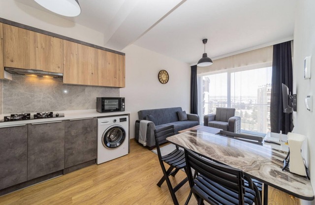 Superb Flat with Shared Pool in Kepez