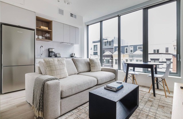 Superb NoMa 1BR w/Gym, Pool, EV Charging & A/C