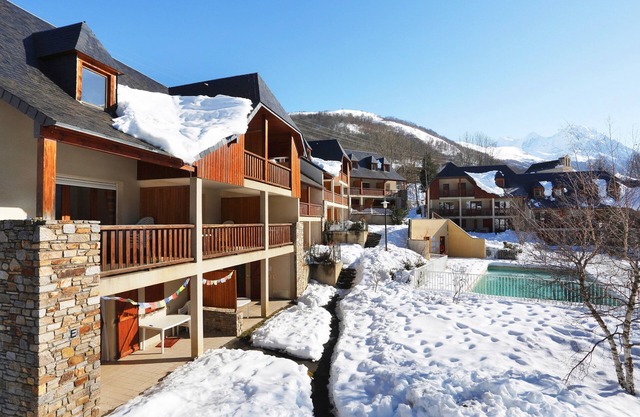 Superbe vue sur le lac | Apt 5p + Accès Piscine
