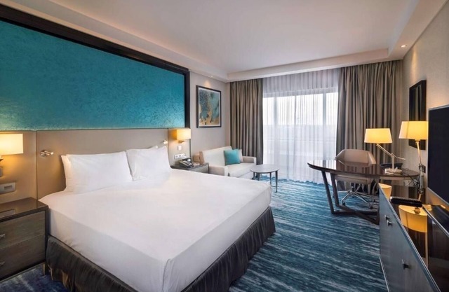 Superior Room Pool View Near Al Sarouj Roundabout