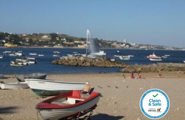 Surf and beach just 3 min away walking