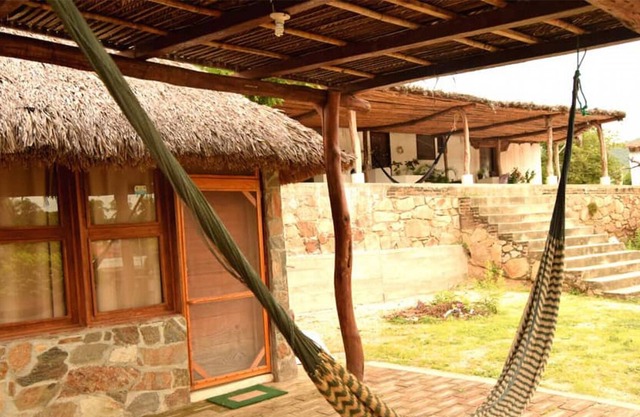 Surf, rest, Repeat. 10 min walk from the beach.