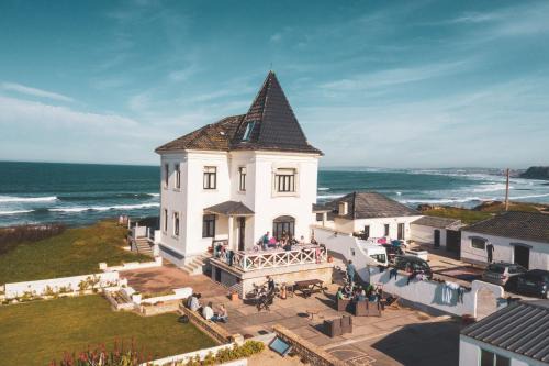 Surfcastle bnb and Surf School