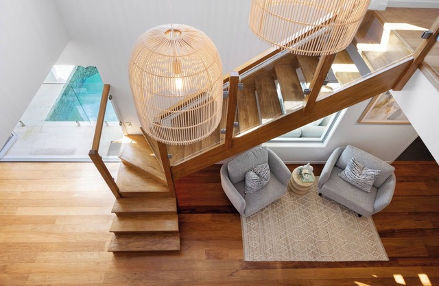 Surfside Villa - walk to the beach