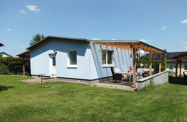 Surrounded by greenery - house with 3 bedrooms, terrace and large pool