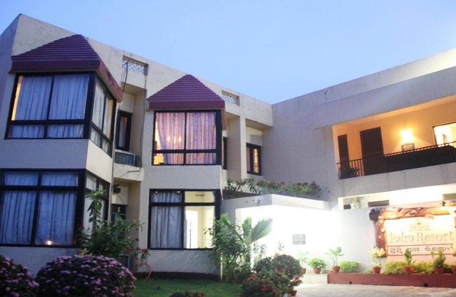 Swosti Palm Resorts