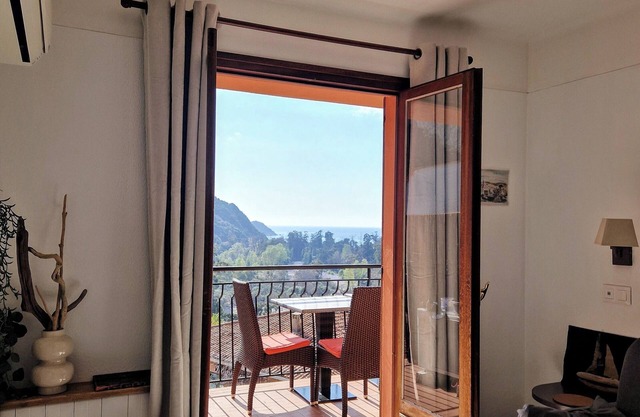 T2 sea & mountain view in the heart of the UNESCO-listed Gulf of Porto