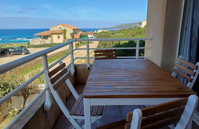 T2 sea view apartment