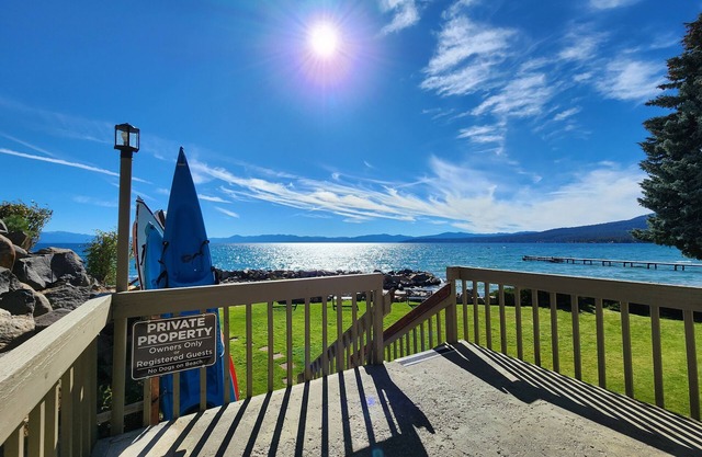 Tahoe Shoreline Retreat - Close to Ski Resorts!