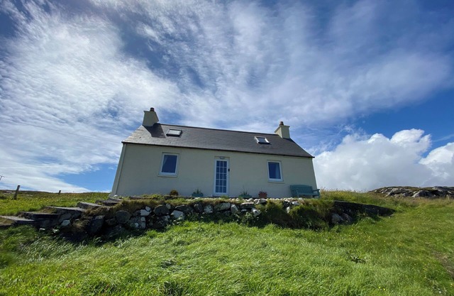 Taigh Ciorstaidh family & pet friendly self-catering Isle of Barra Scotland