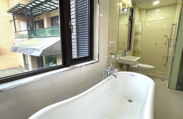 Taipei Luxury Villa 6 Bedrooms ~Monthly Rent