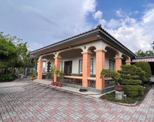 Taiwan Third Line Fengjing B&B
