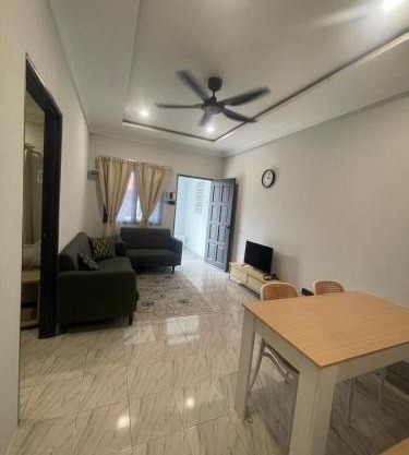 Tanah Embah RumahLima melayu sahaja