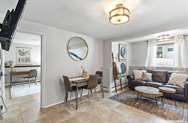 Tanglewood Hideaway Near Airport