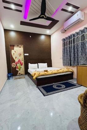 Tarzan Homestay Hampi