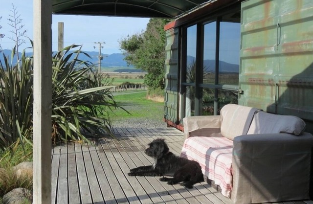 Te Rakau Cabins - a wildlife haven and retreat