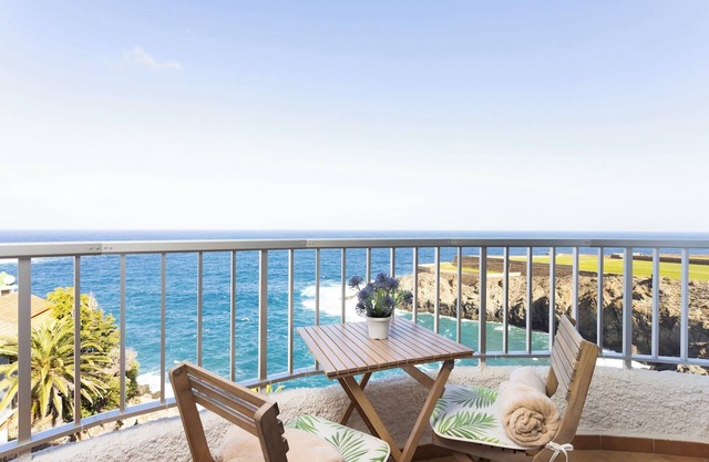 TenoHomes Oceanview Studio with Balcony