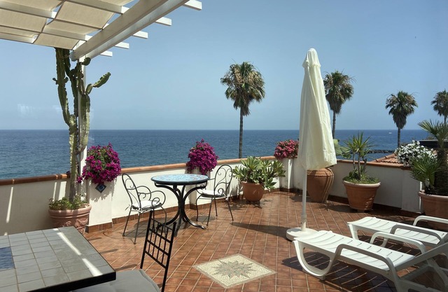 Terrazza al mare