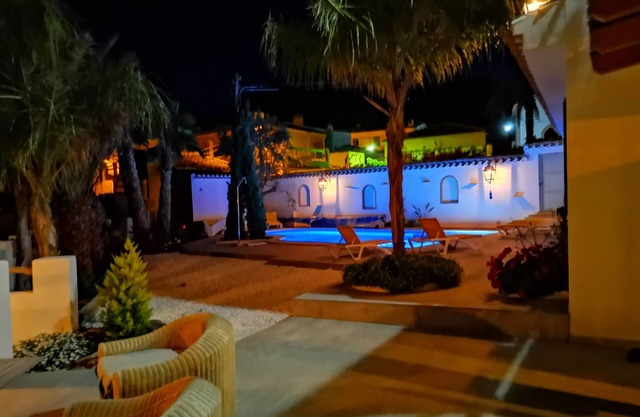 Terrera Roberto Large family house with swimming pool in mountainous region