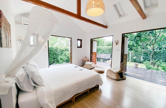 Terrua Main Ten Villa Garden