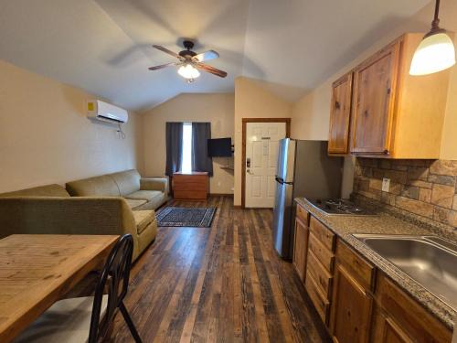 Texas Star Lodges