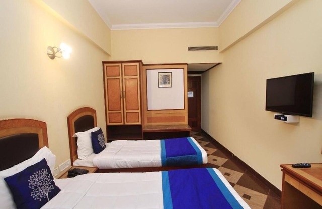 Textures&Artistic Rooms Stay near Metro station