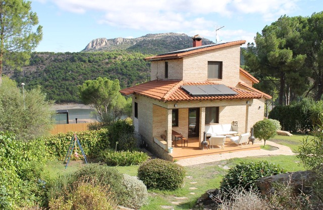 The Brick House. Ideal for families with garden and swimming pool.