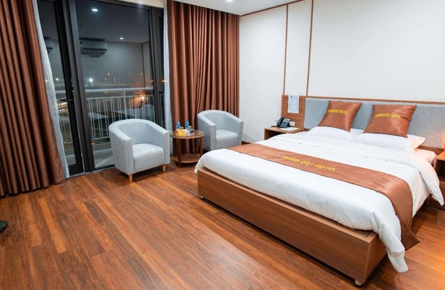 Thanh Dat Presidence Palace Phu Ly