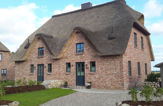 Thatched roof DHH at the gates of St. Peter Ording