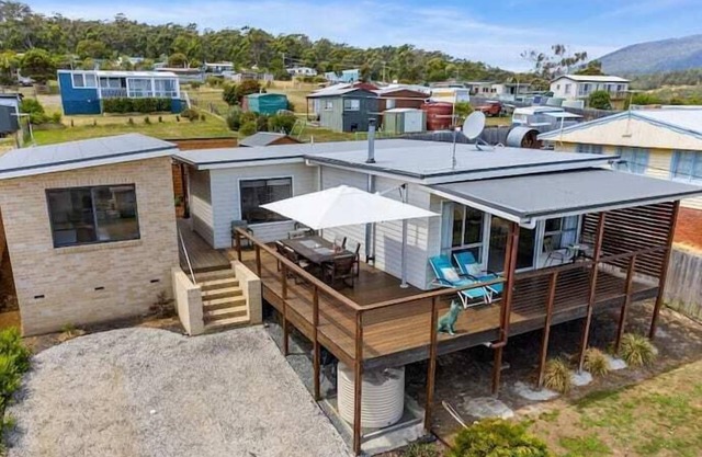 'The Alonnah' Beach House - Main House Only