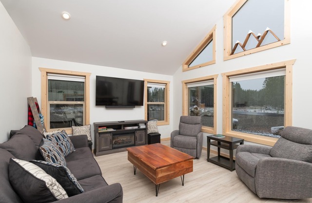 The Alpine Cabin Rental