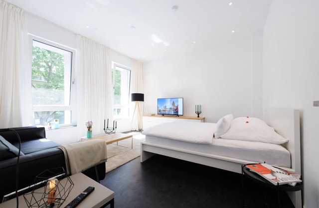 The Apartment Central