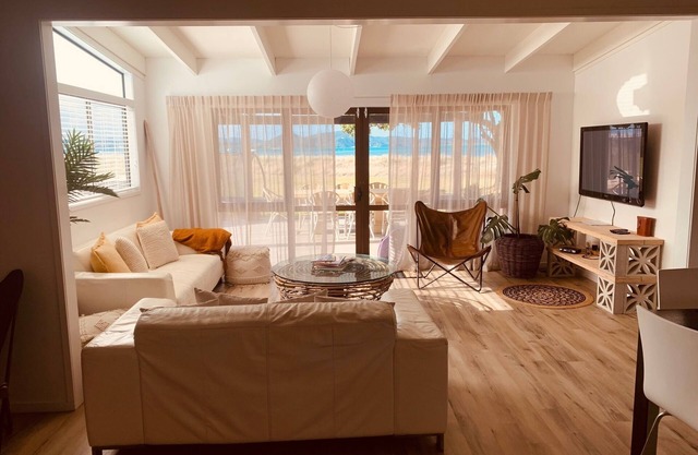 The Bach @ Marsden Waterfront