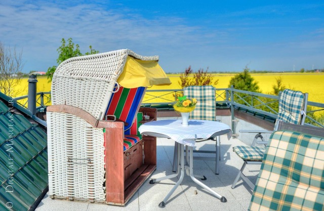 The "balcony room". Great apartment in Büsumer Deichhausen!