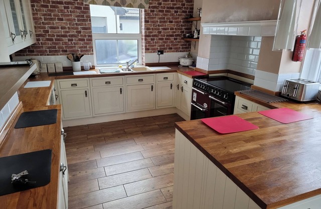 The Beaches, 23 Trusthorpe Road