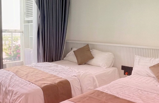 The beautiful & convenient condo & 10min from the beach