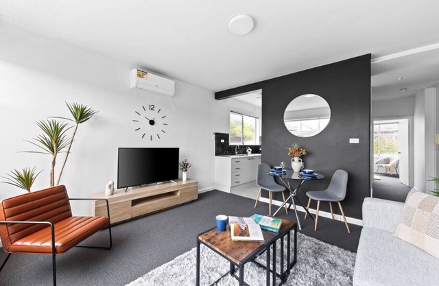 The Bluewater Nest Elwood