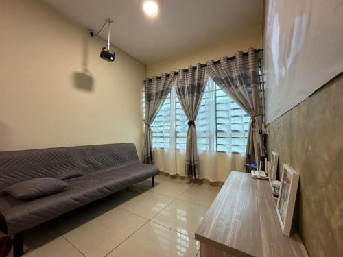 The Borneo Homestay Cyber City Apartment