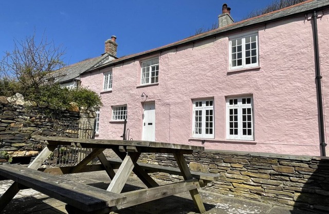The Brewhouse Boscastle Harbour