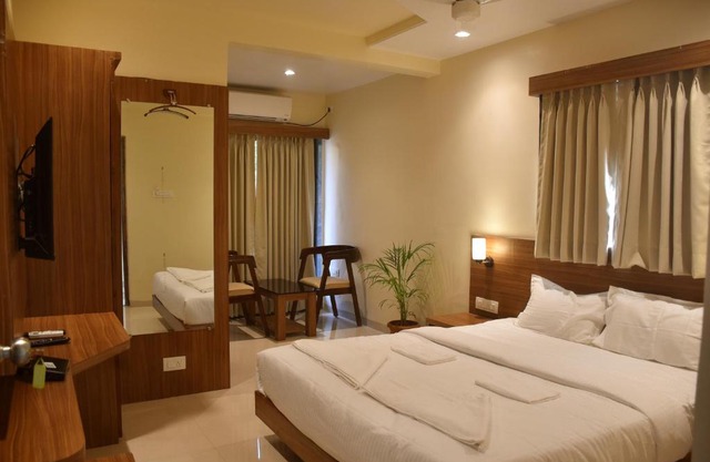 The Byke Skylark Seafront Resort, Dapoli