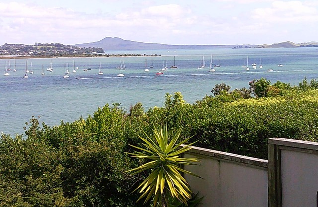 The Cabana Half Moon Bay Quiet Private Setting with Panoramic Sea views