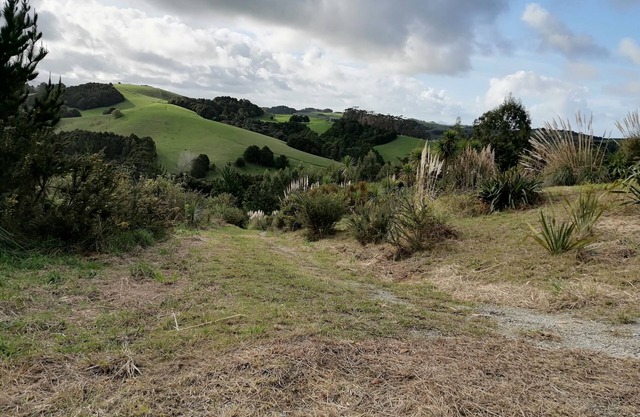 The cabins 2 with 50 acres of private bush