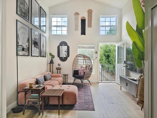 The Catherine - 1 mile to downtown - 2 King beds - Sleeps 5
