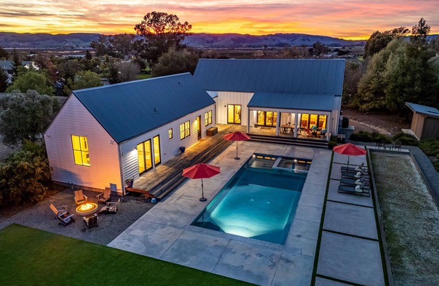 The Central Modern Farmhouse Sonoma Pool/Hot Tub + Bocce + Sport Court