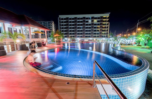 The Cotai Luxury Design Hotel